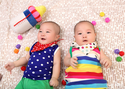 我家七個月大雙胞胎寶貝-寶寶秀-媽咪寶寶秀-杭州19樓