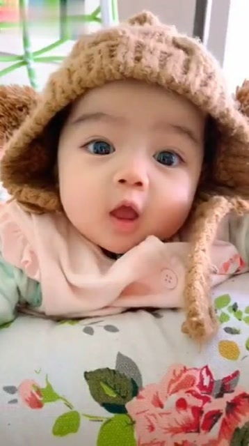 怎么會有這么可愛的寶寶,笑的一瞬間感覺世界都是美好的